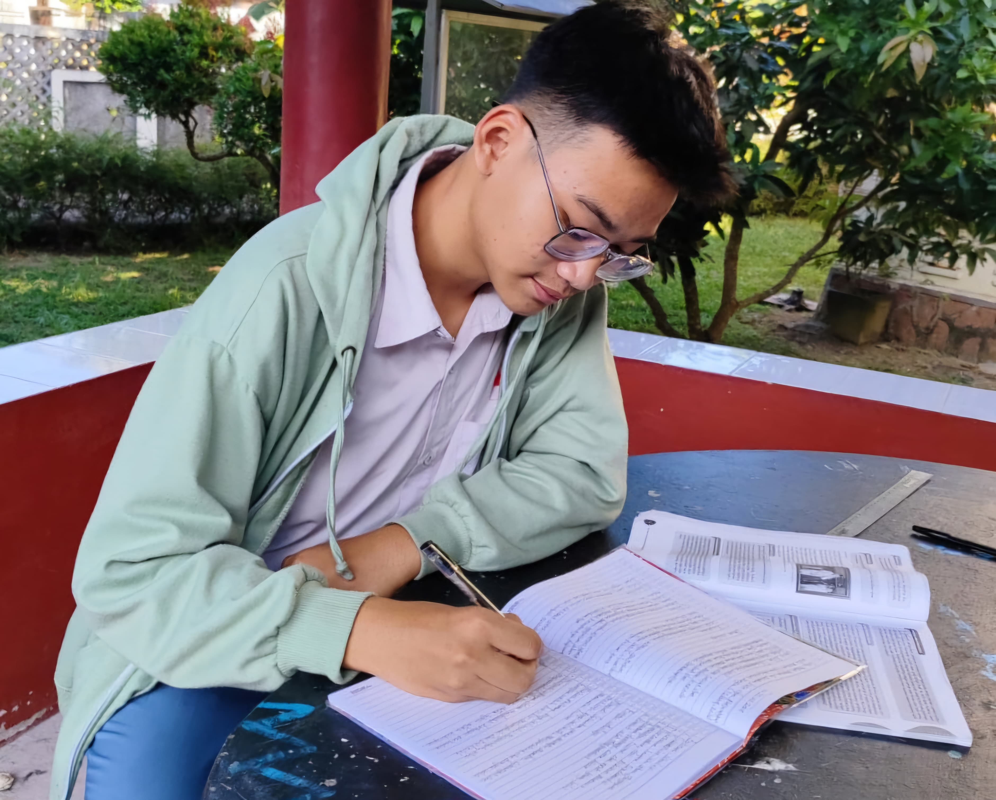 Sebagai Gen Z, Kami Juga Gerah Dengan Judi Online