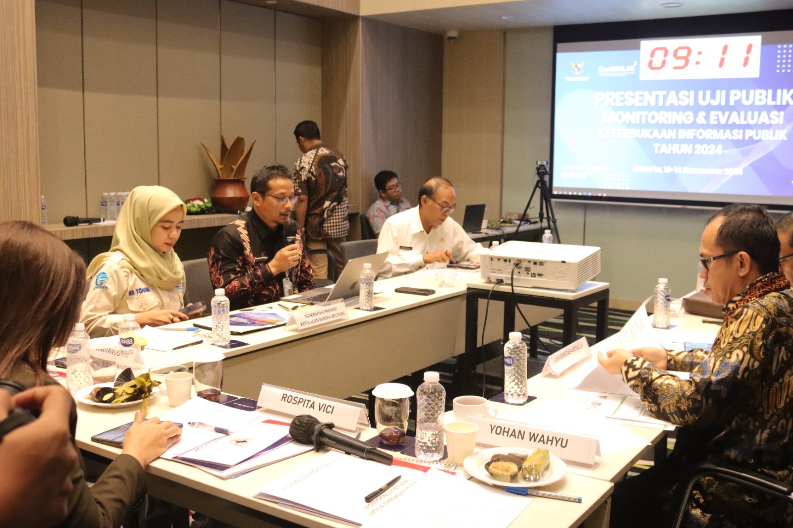 Sekda Fery Apriyanto Sampaikan Komitmen Keterbukaan Informasi Dalam Presentasi Uji Publik