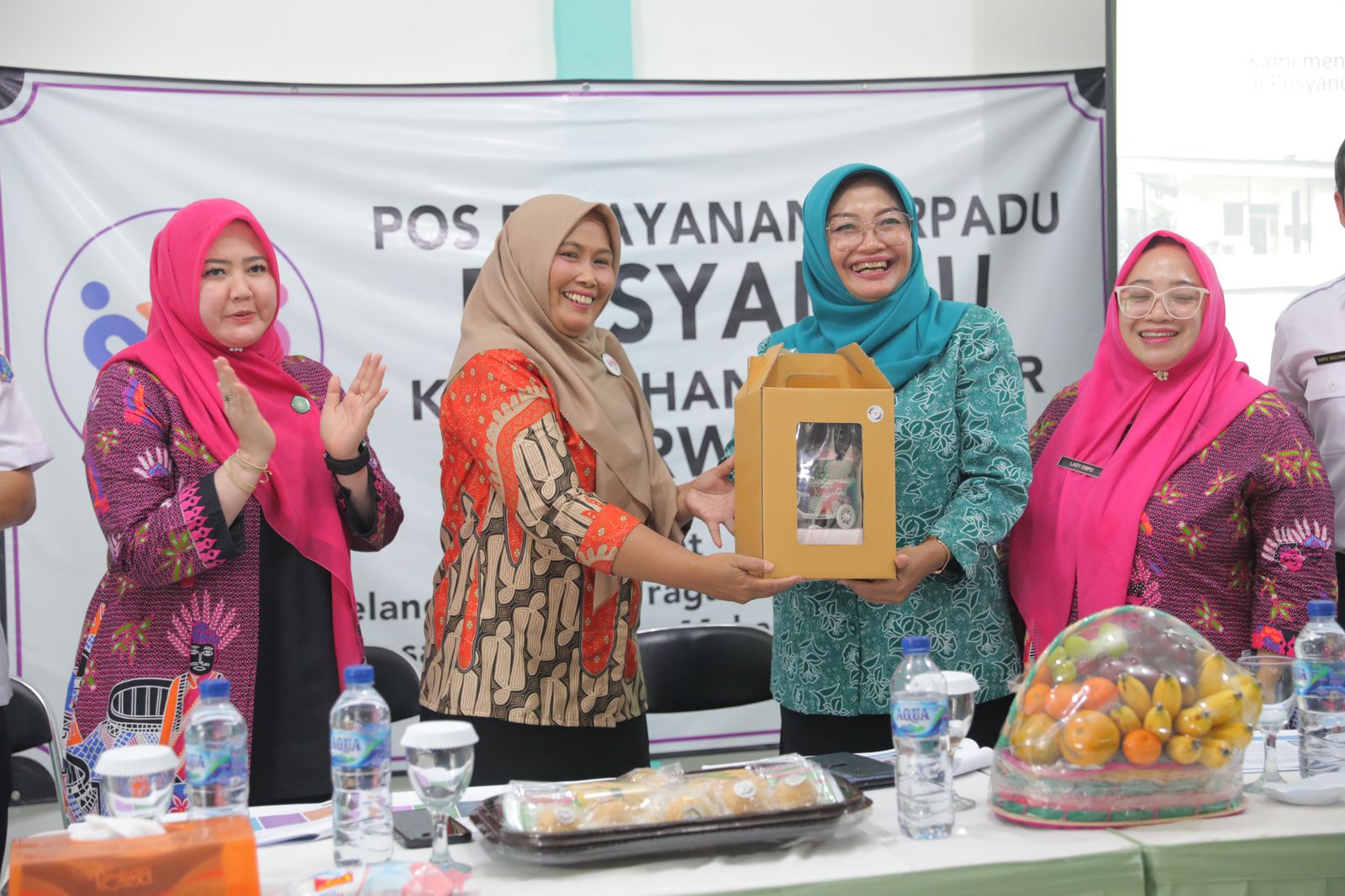 TP PKK Prov. Babel Kunjungi Pilot Project 6 Bidang SPM Posyandu Dewa