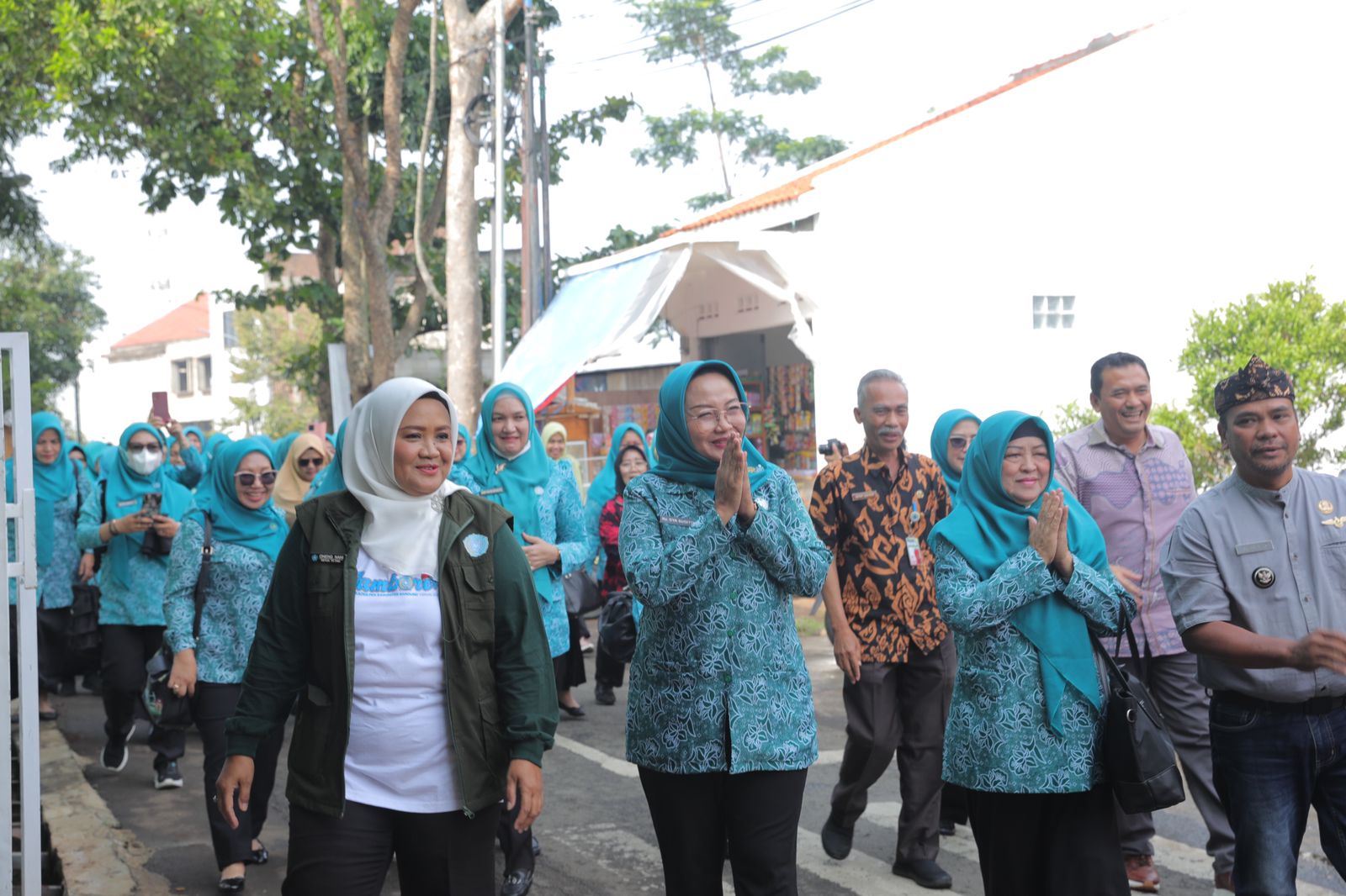 Sukses Terapkan Program Ketahanan Pangan, Desa Cibiru Wetan Jadi Lokasi Studi Lapang TP PKK Babel