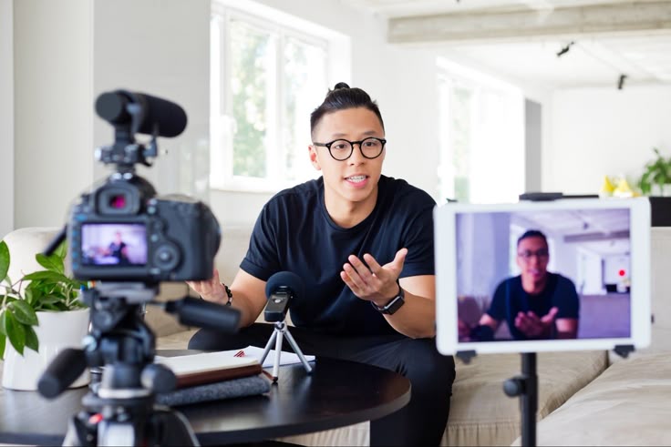 Belajar Content Creator: Antara Tren Sesaat dan Investasi Masa Depan