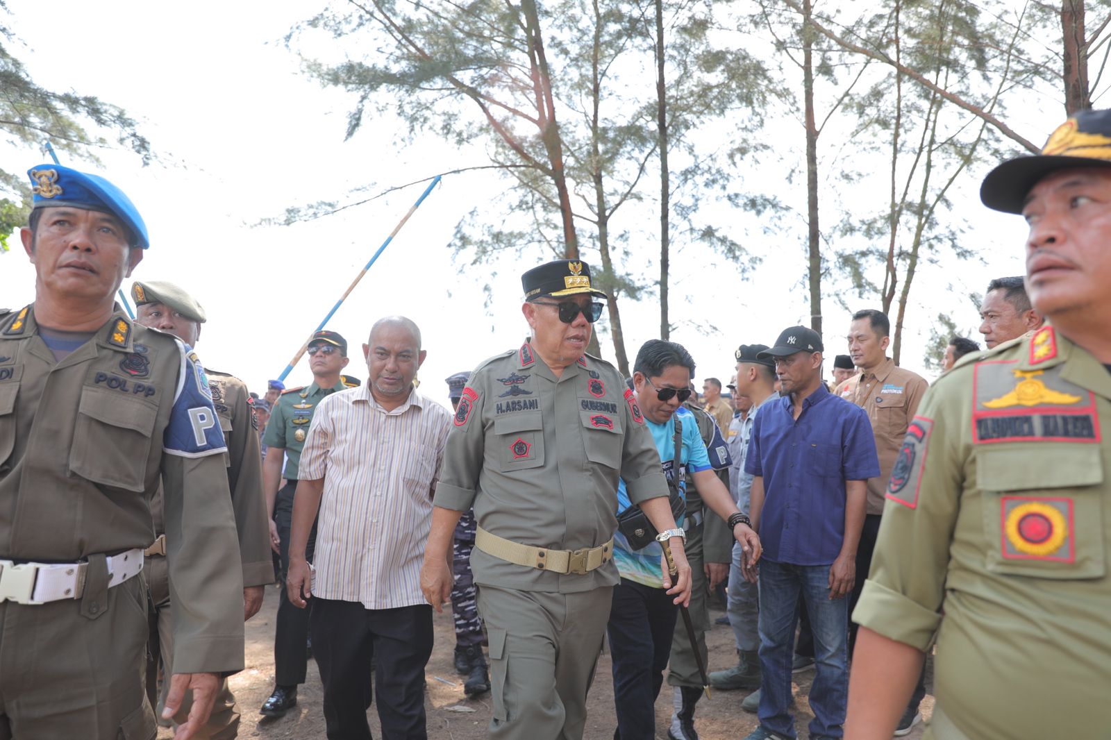Gubernur Hidayat Arsani Yakin Dalam Waktu Singkat Selesaikan Masalah Sungai Jelitik