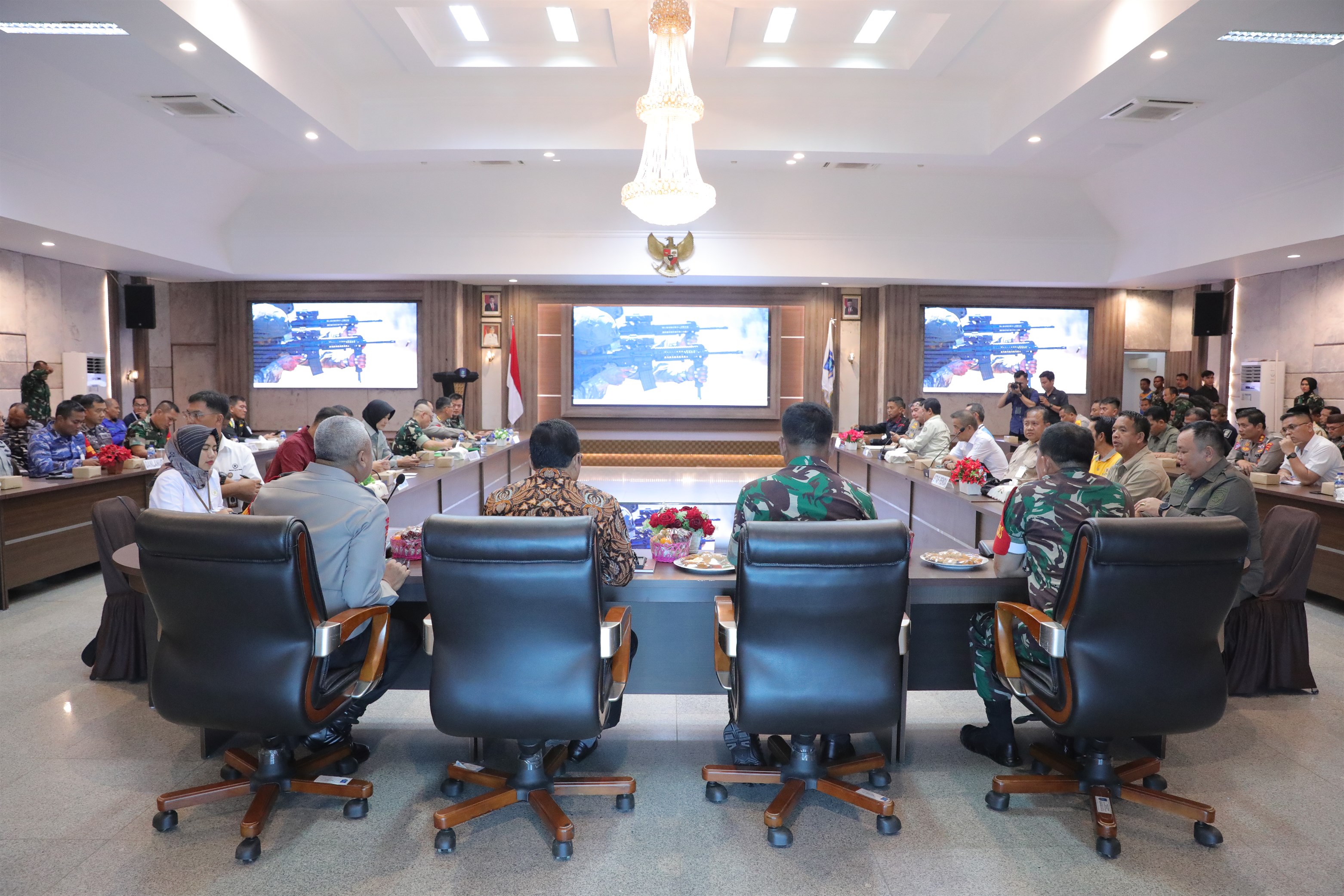 Sekda Rapat kedatangan Wapres di Rg Pasir Padi