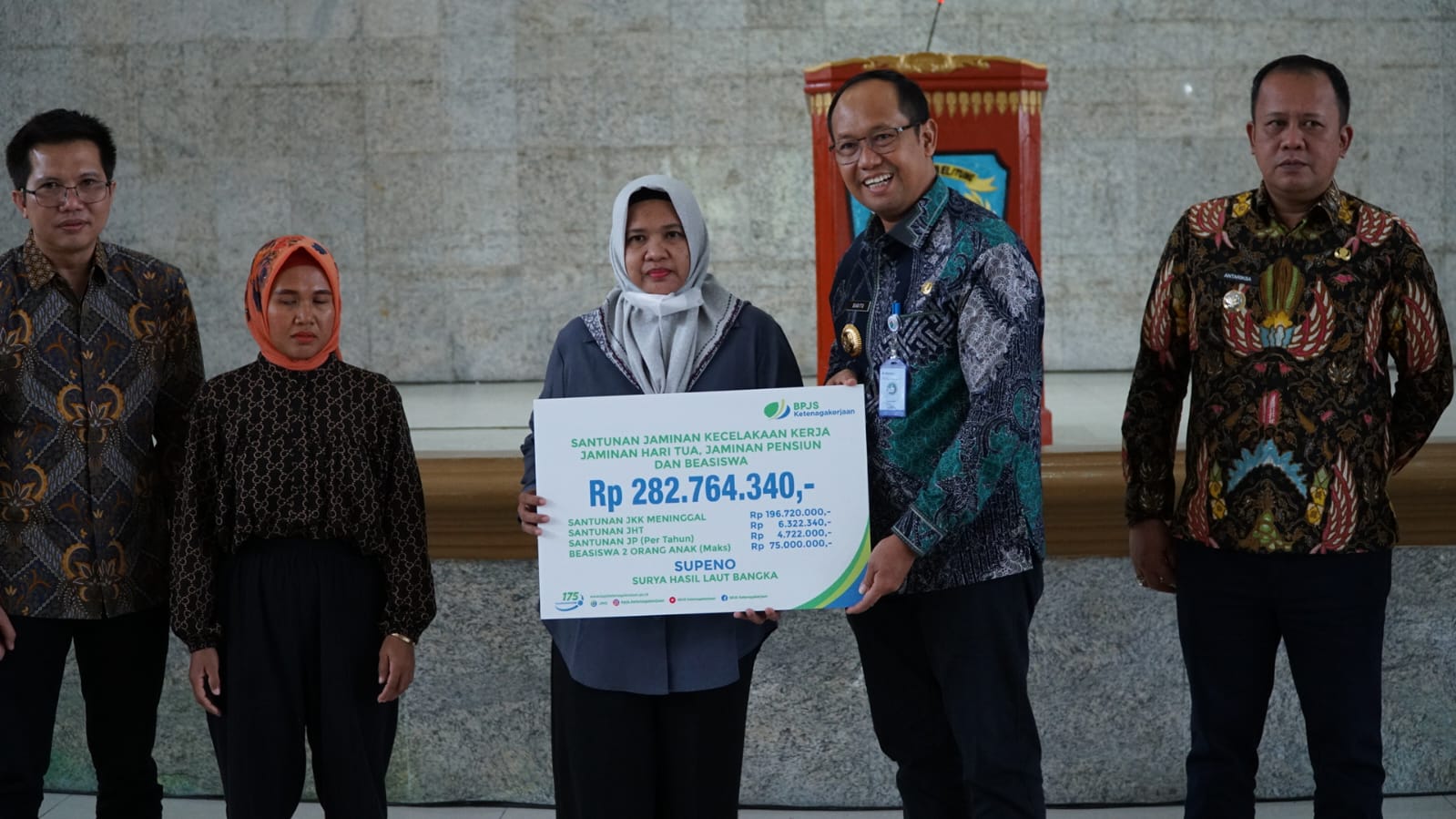 Kunjungan Kerja Penjabat Gubernur Provinsi Kepulauan Bangka Belitung Dalam Rangka Peninjauan Pasar Dan Gudang Logistik/Distributor Terkait Perkembangan Harga Dan Ketersediaan Stok Komoditas Penyumbang Inflasi Di Kabupaten Belitung Tahun 2024